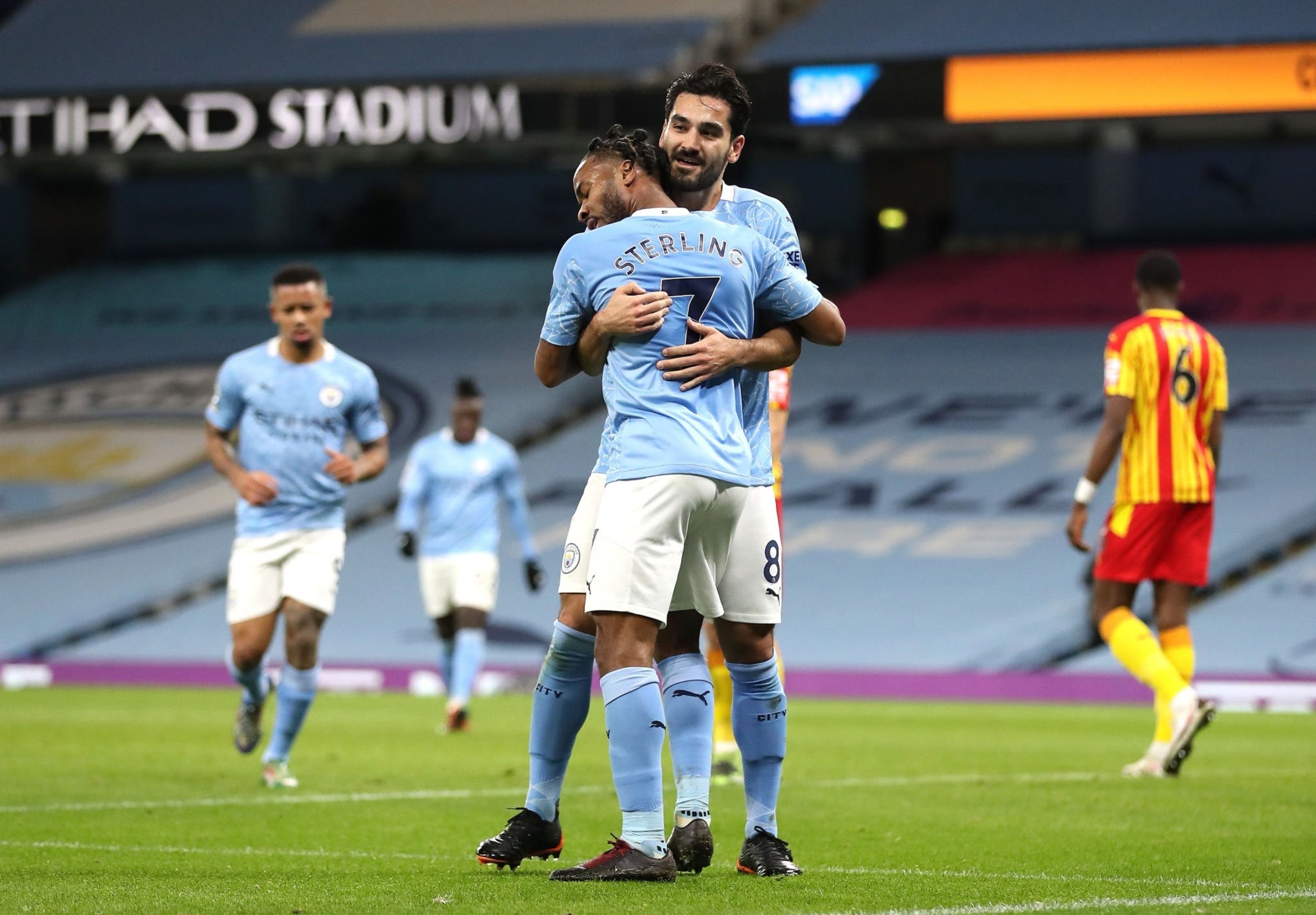 强与拜仁之 强与拜仁之